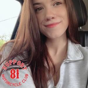 Meet your Posher, Kayla